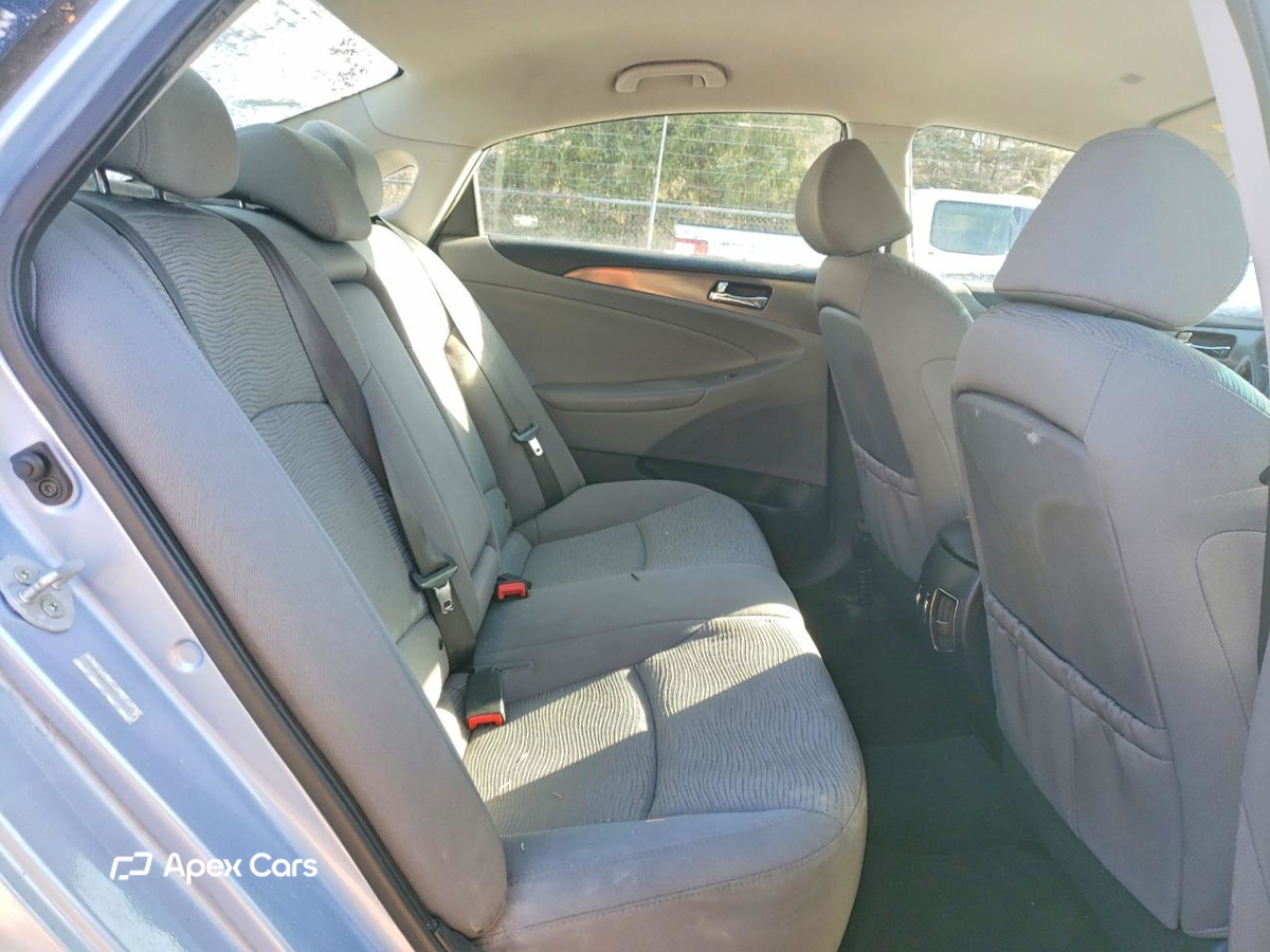 Hyundai Sonata 2012