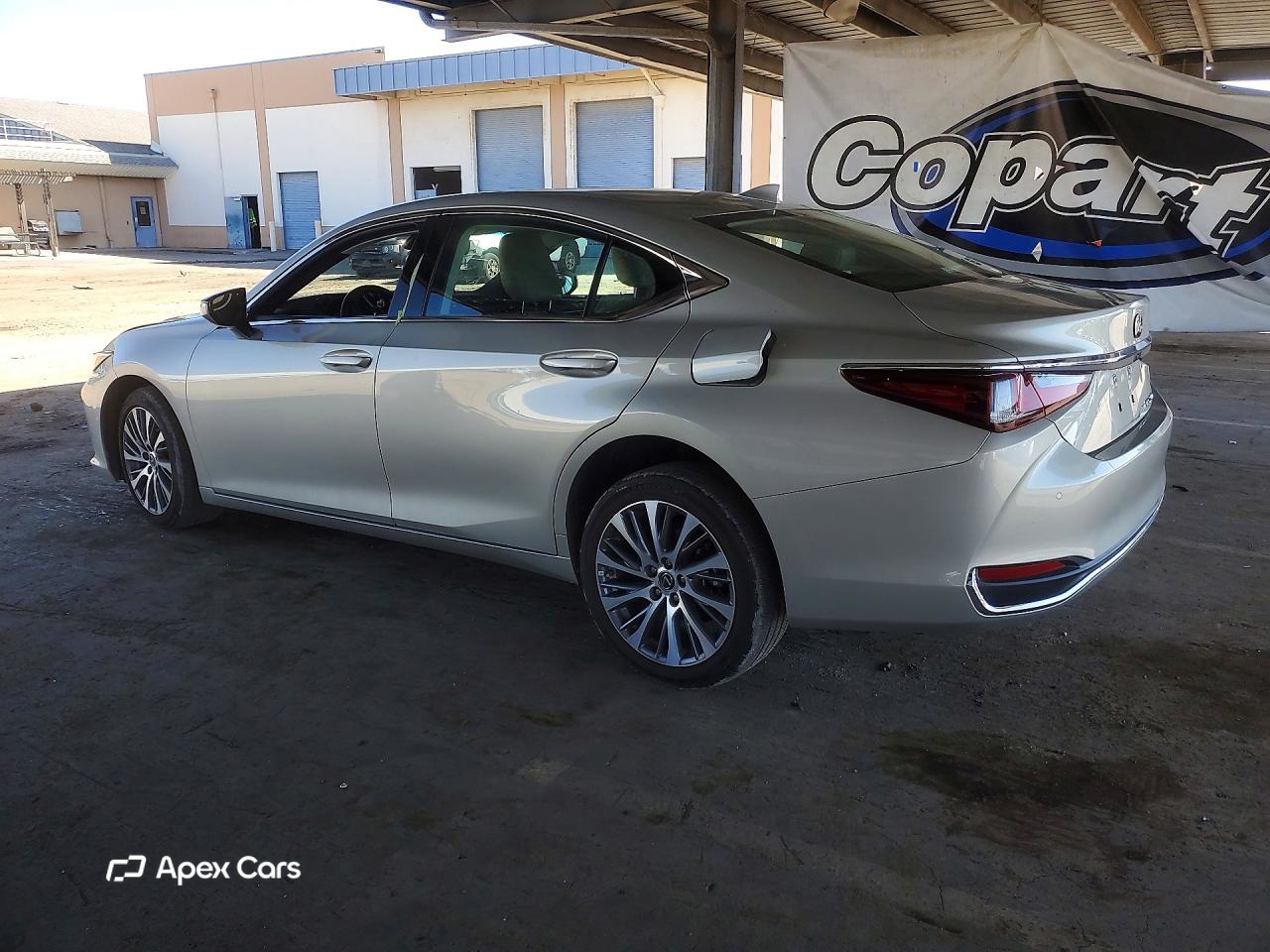 Lexus ES 2021