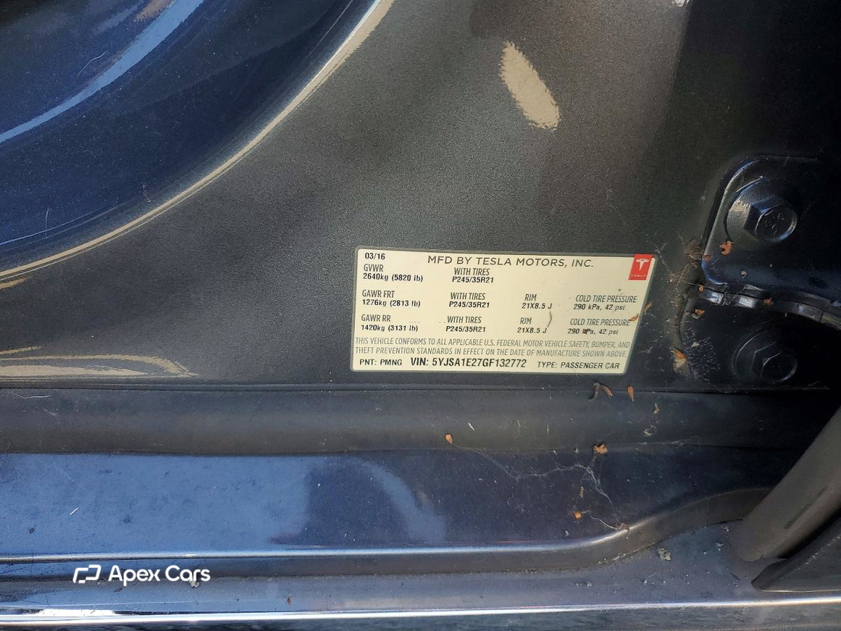 Tesla Model S 2016
