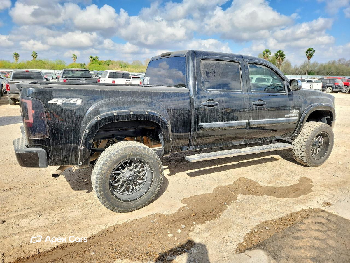 GMC Sierra 2013
