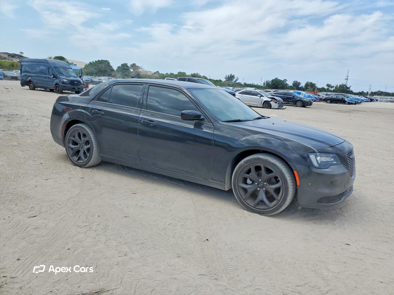 Chrysler 300 2023