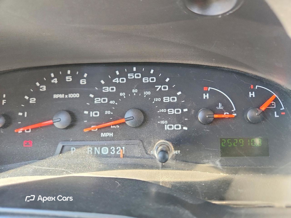 Ford Econoline 2005