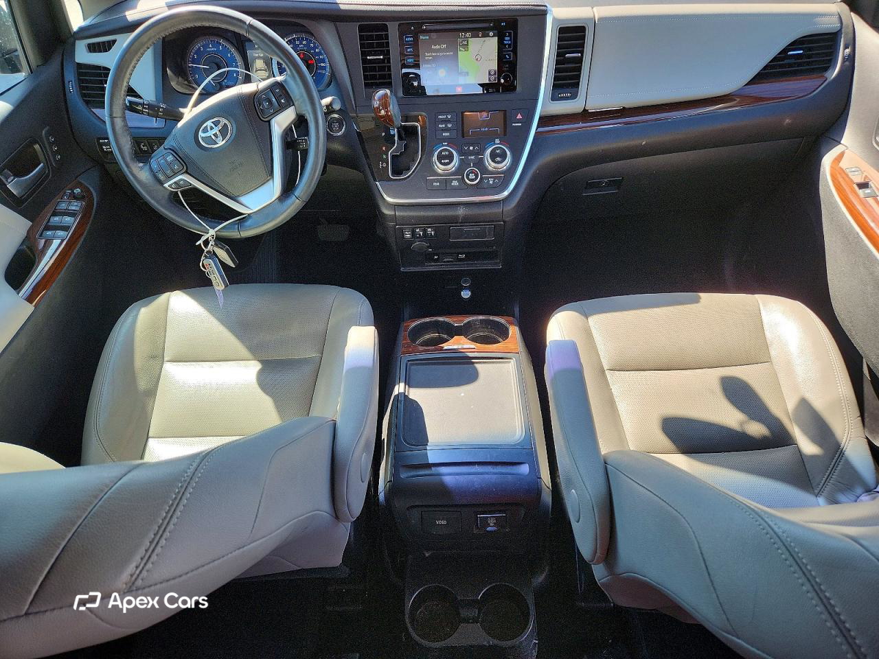 Toyota Sienna 2015