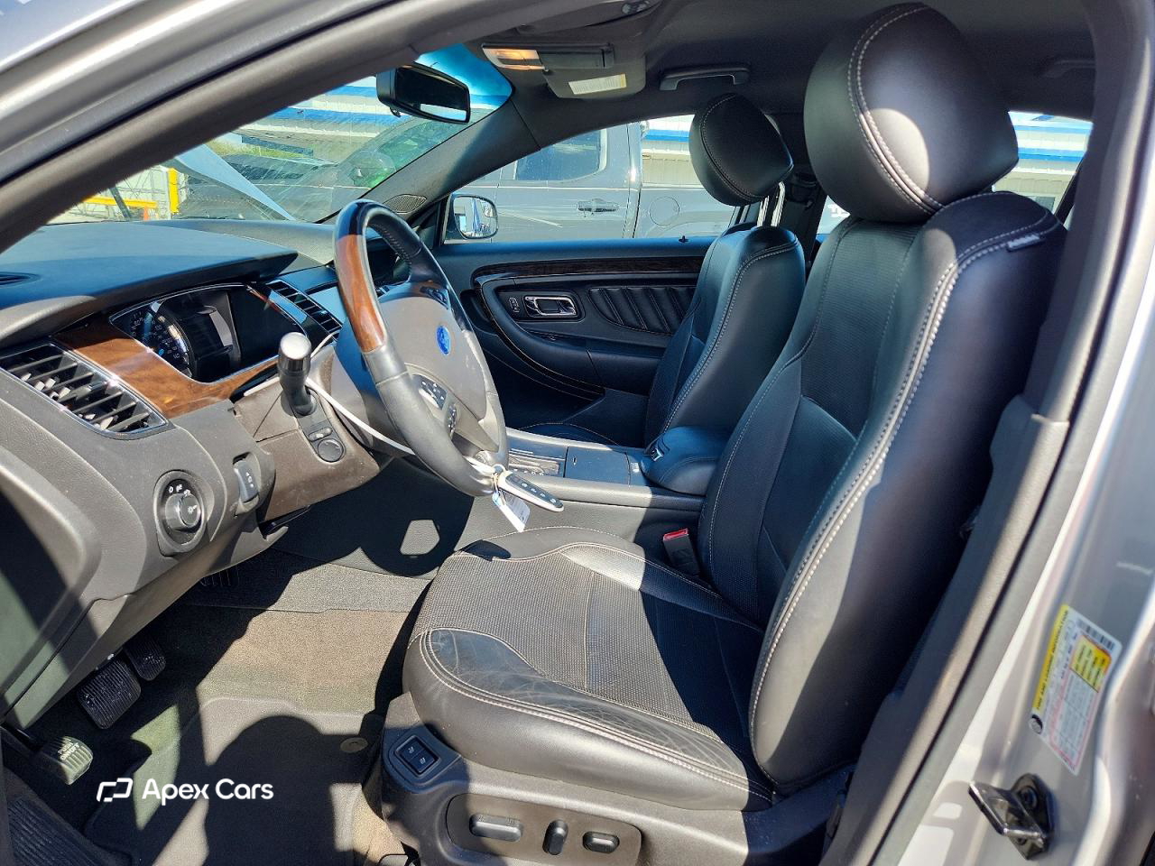 Ford Taurus 2015