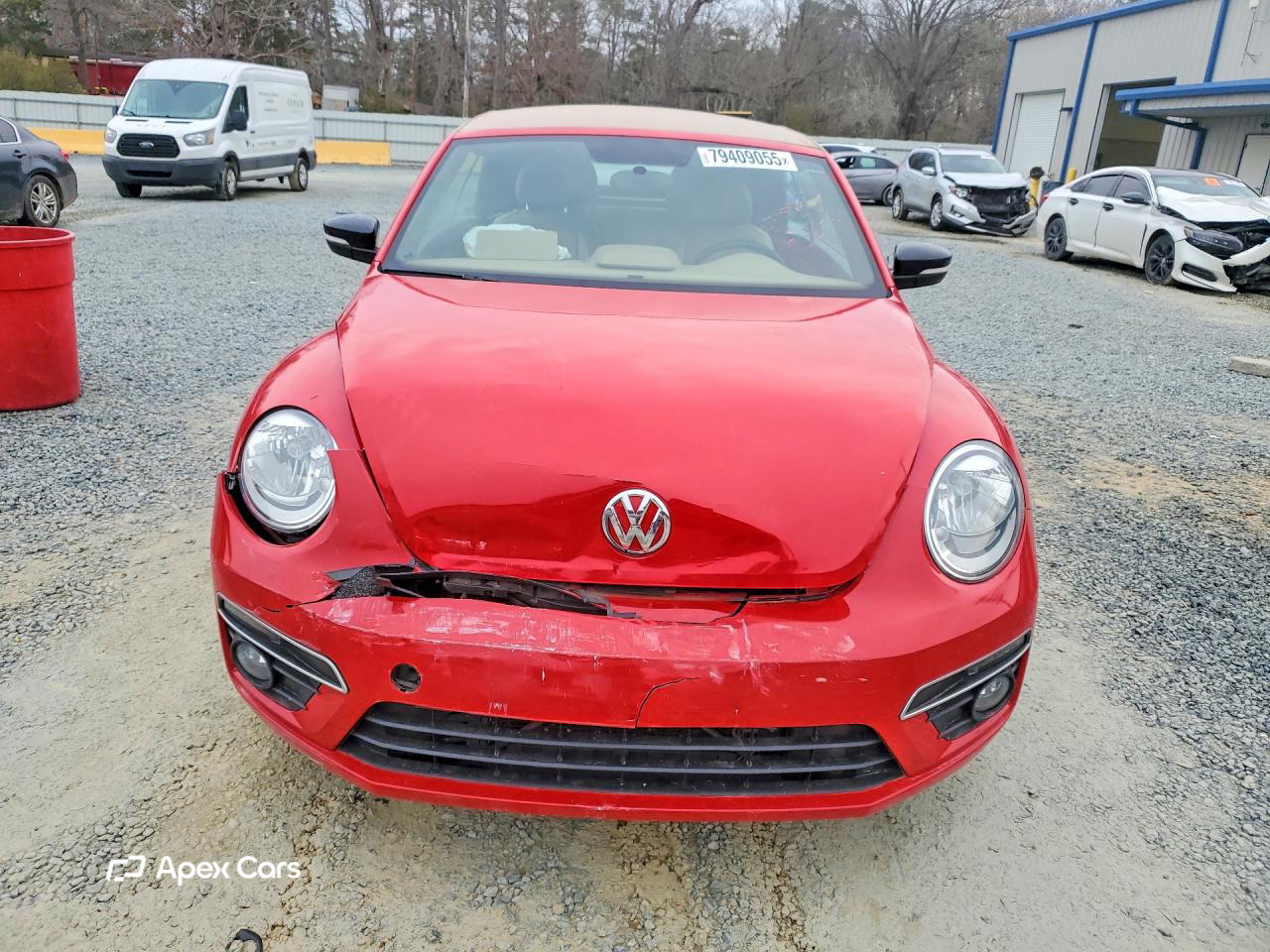 Volkswagen Beetle 2013