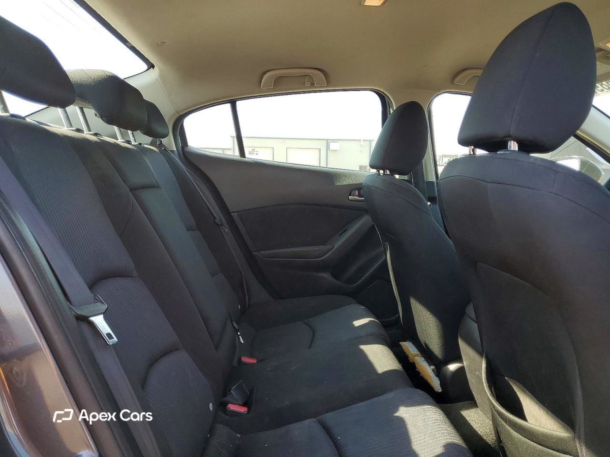 Mazda 3 2016