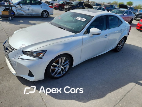 Lexus IS 2019 - Image 1 of 13