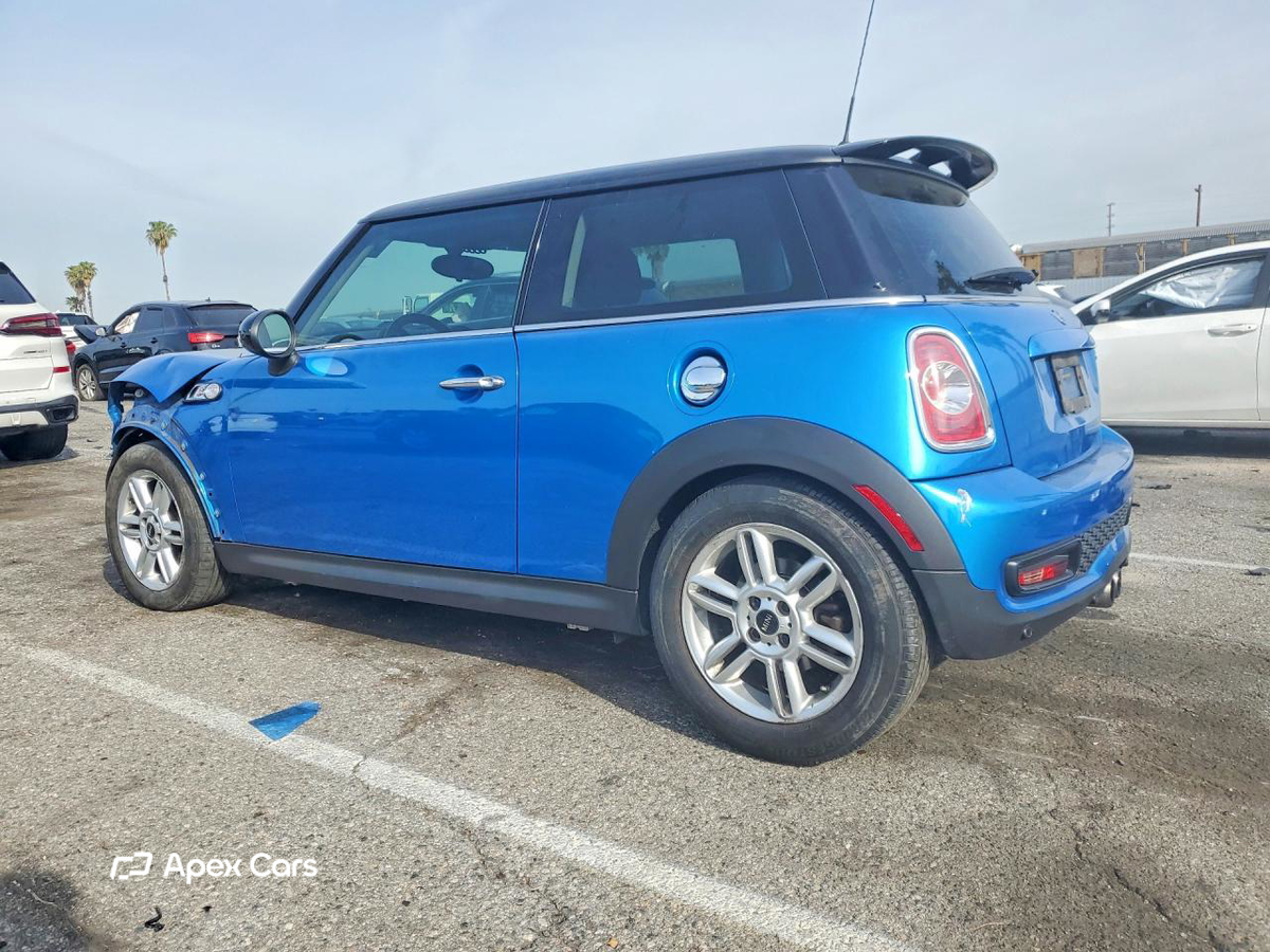 MINI Cooper 2012