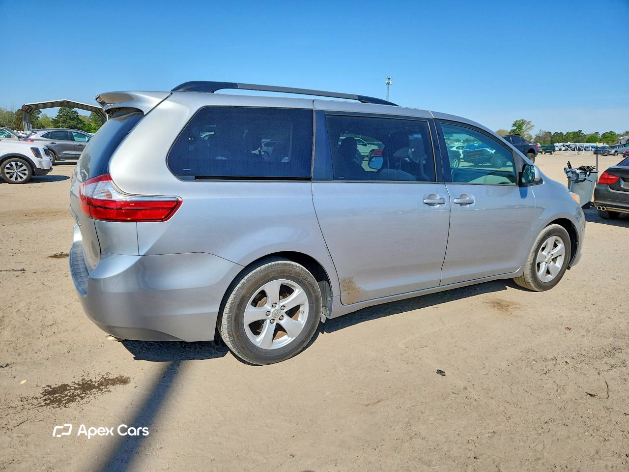 Toyota Sienna 2015