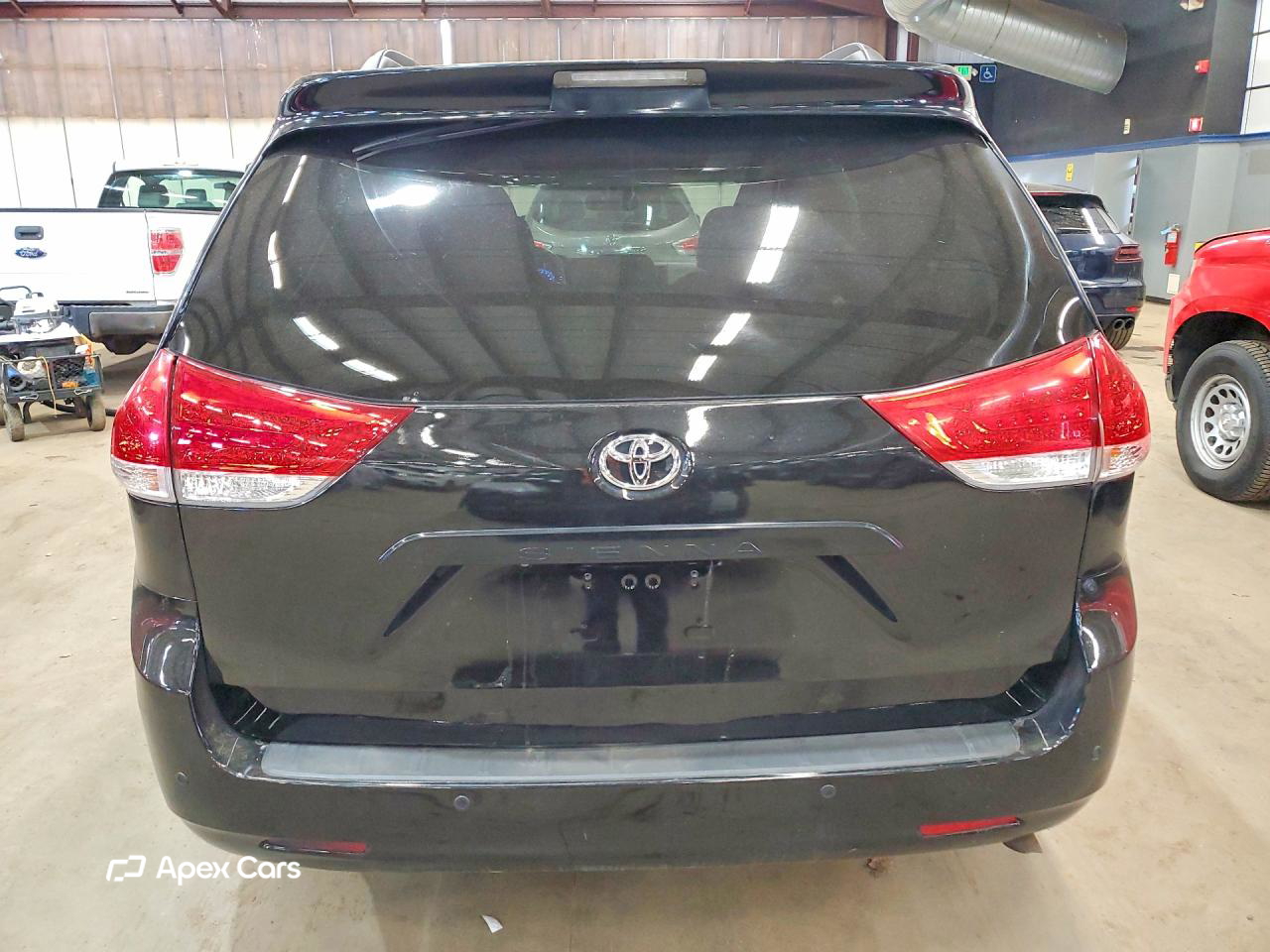 Toyota Sienna 2013