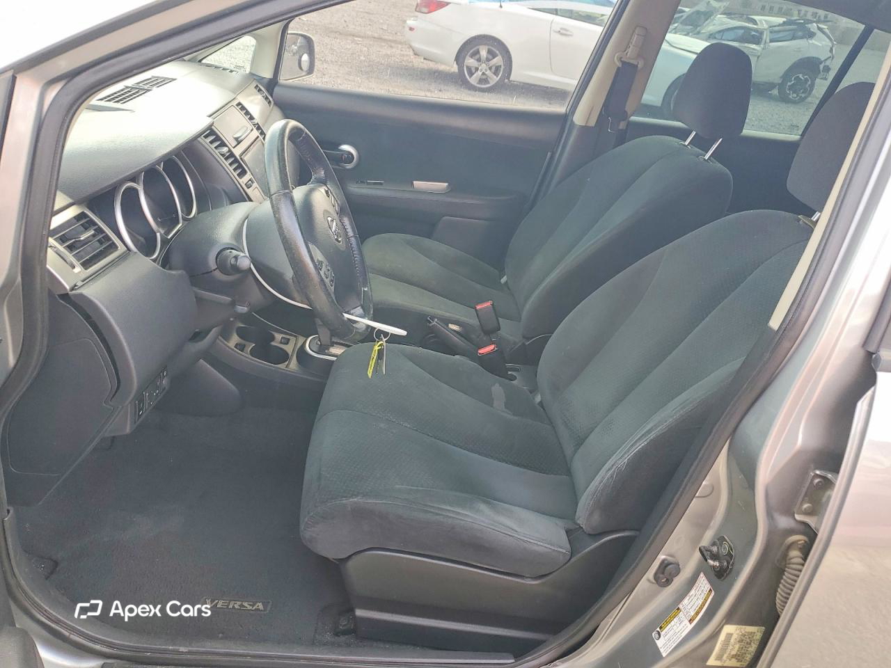 Nissan Versa 2012