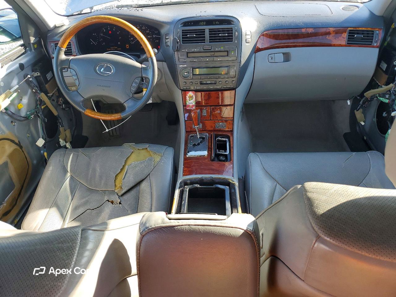 Lexus LS 2004