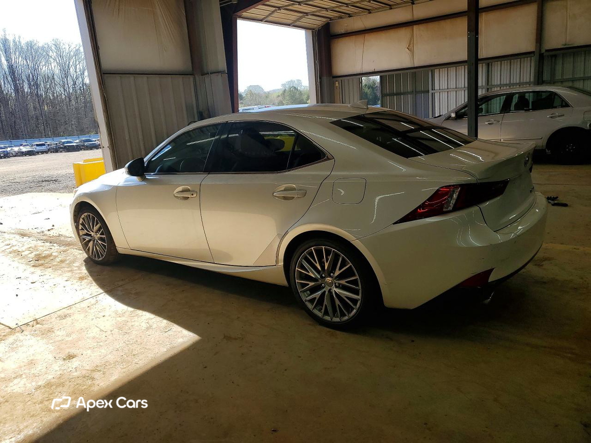 Lexus IS 2016