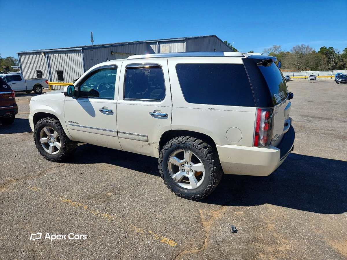 GMC Yukon 2010