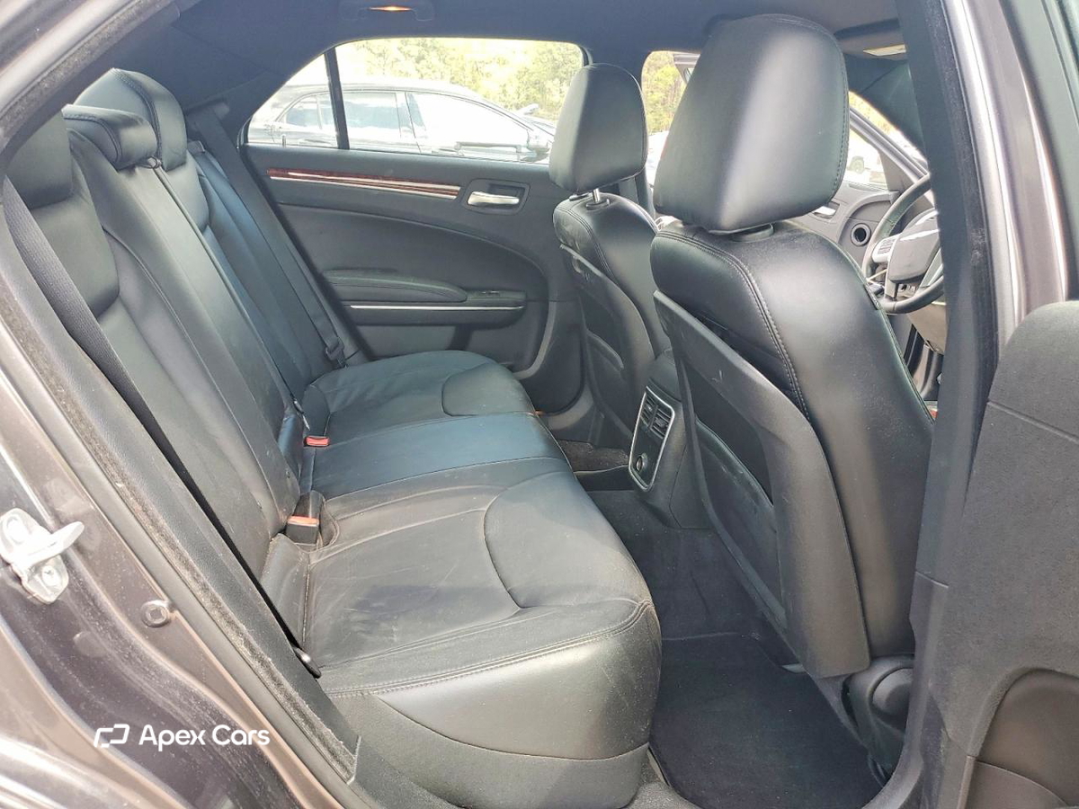 Chrysler 300 2014
