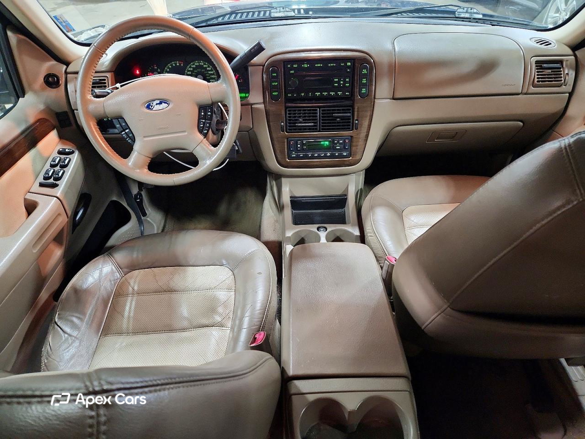 Ford Explorer 2005
