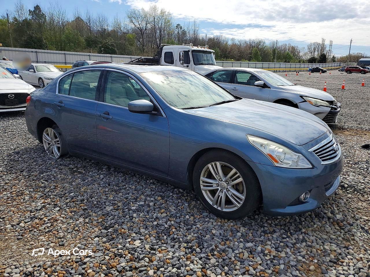 Infiniti G 2010