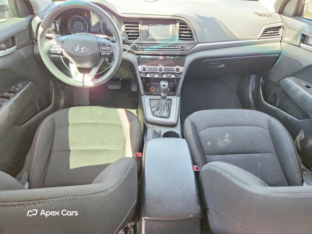 Hyundai Elantra 2020