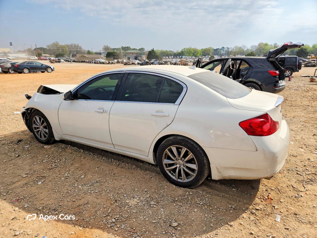 Infiniti G 2011