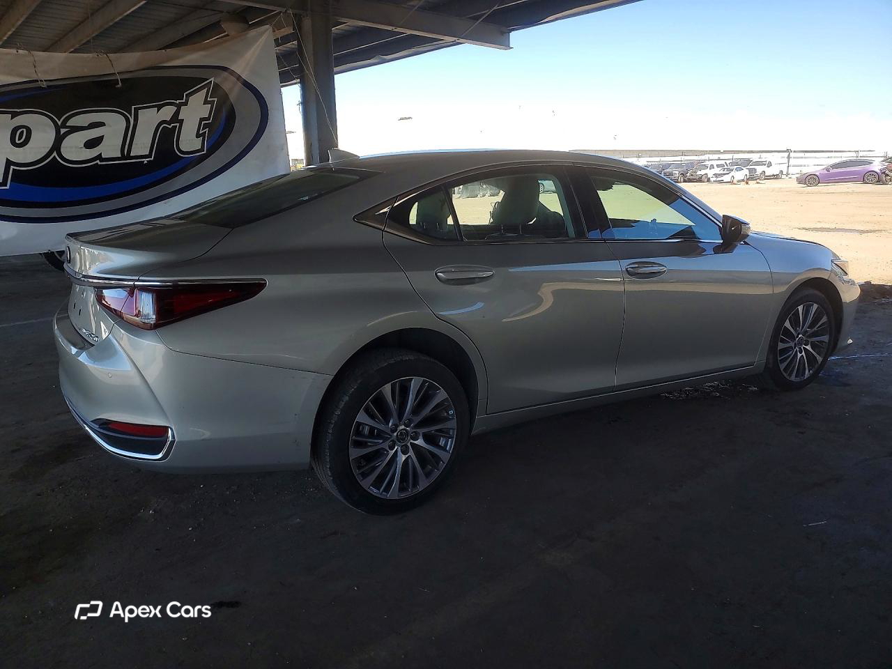 Lexus ES 2021