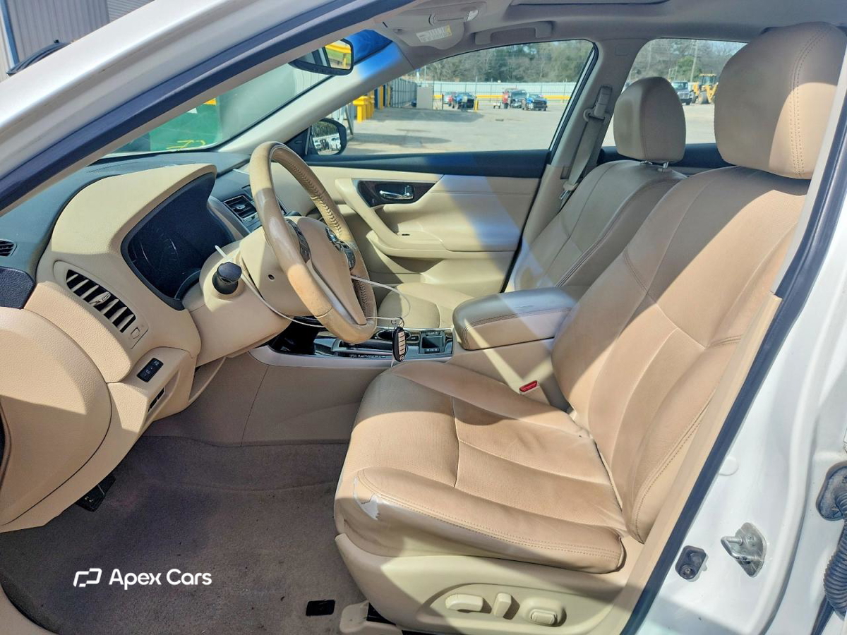 Nissan Altima 2014