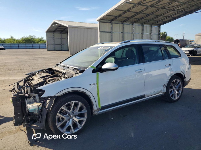 2017 Volkswagen Golf - Image 1 of 5