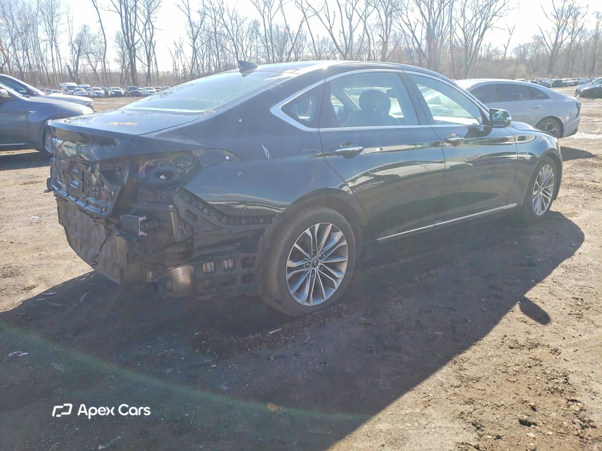 Hyundai Genesis 2015
