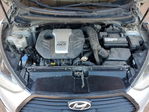 Hyundai Veloster 2013