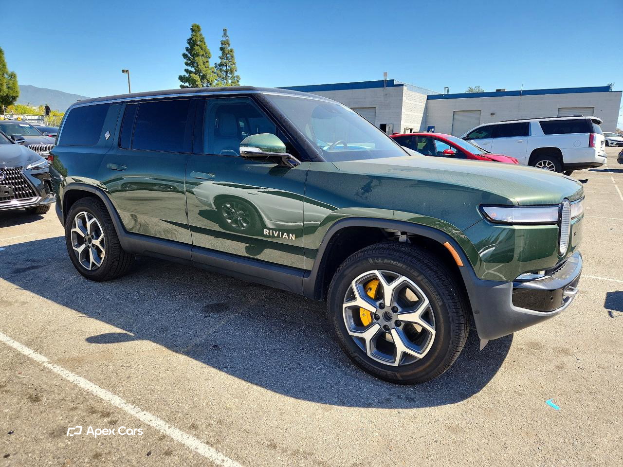 Rivian R1S 2023