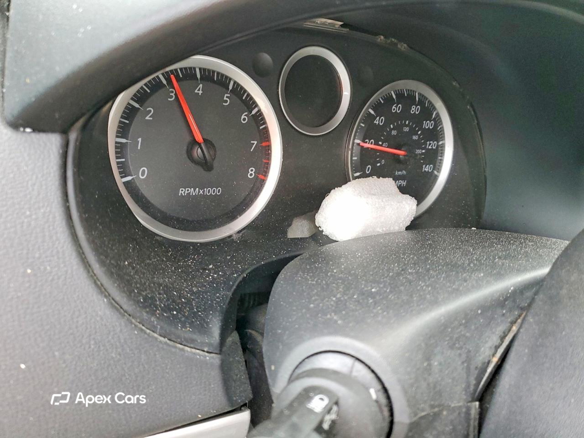 Nissan Sentra 2012