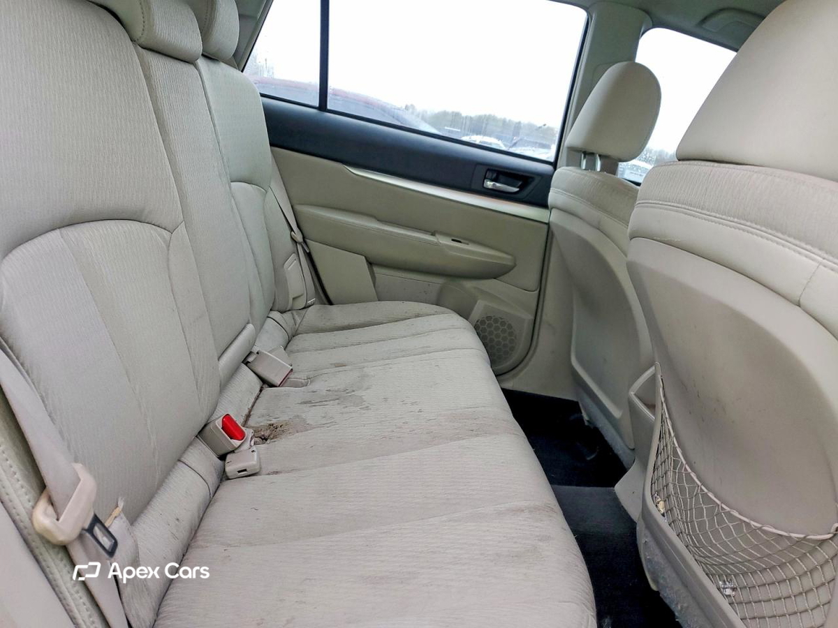 Subaru Outback 2010