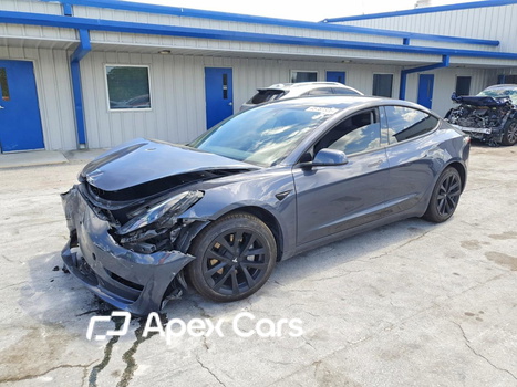 Tesla Model 3 2023 - Image 1 of 13