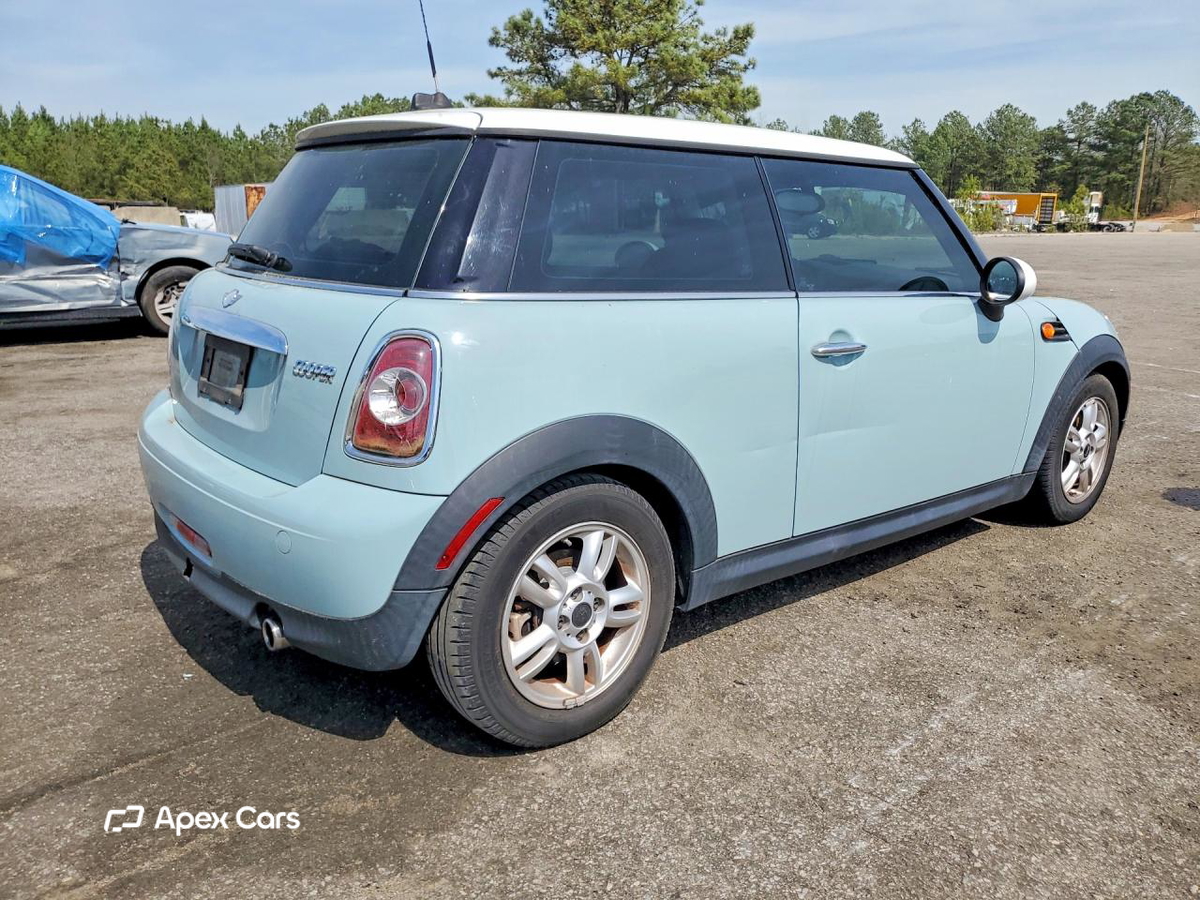 MINI Cooper 2012