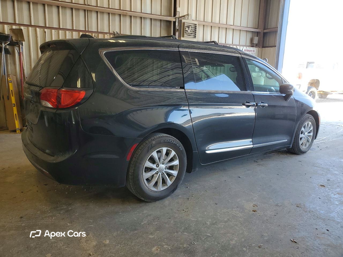 Chrysler Pacifica 2017
