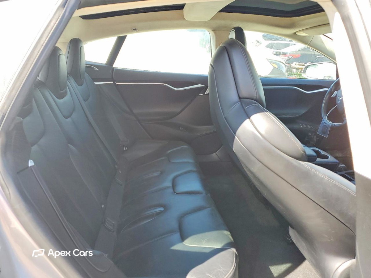 Tesla Model S 2017