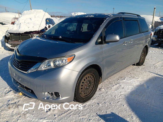 Toyota Sienna 2012 - Image 1 of 12