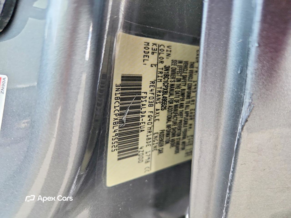 Nissan Versa 2011