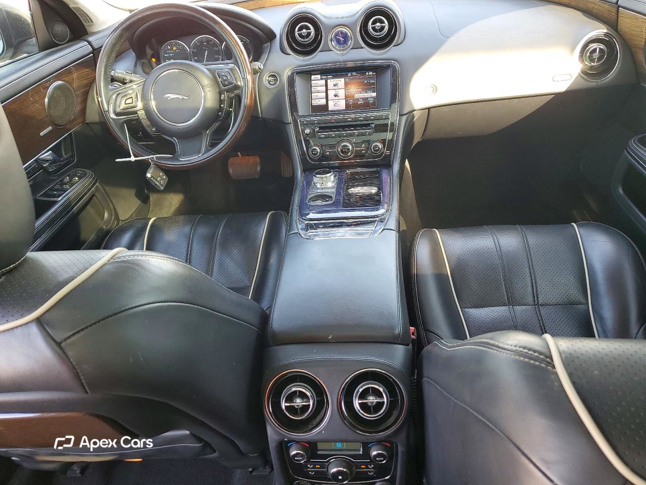Jaguar XJ 2012
