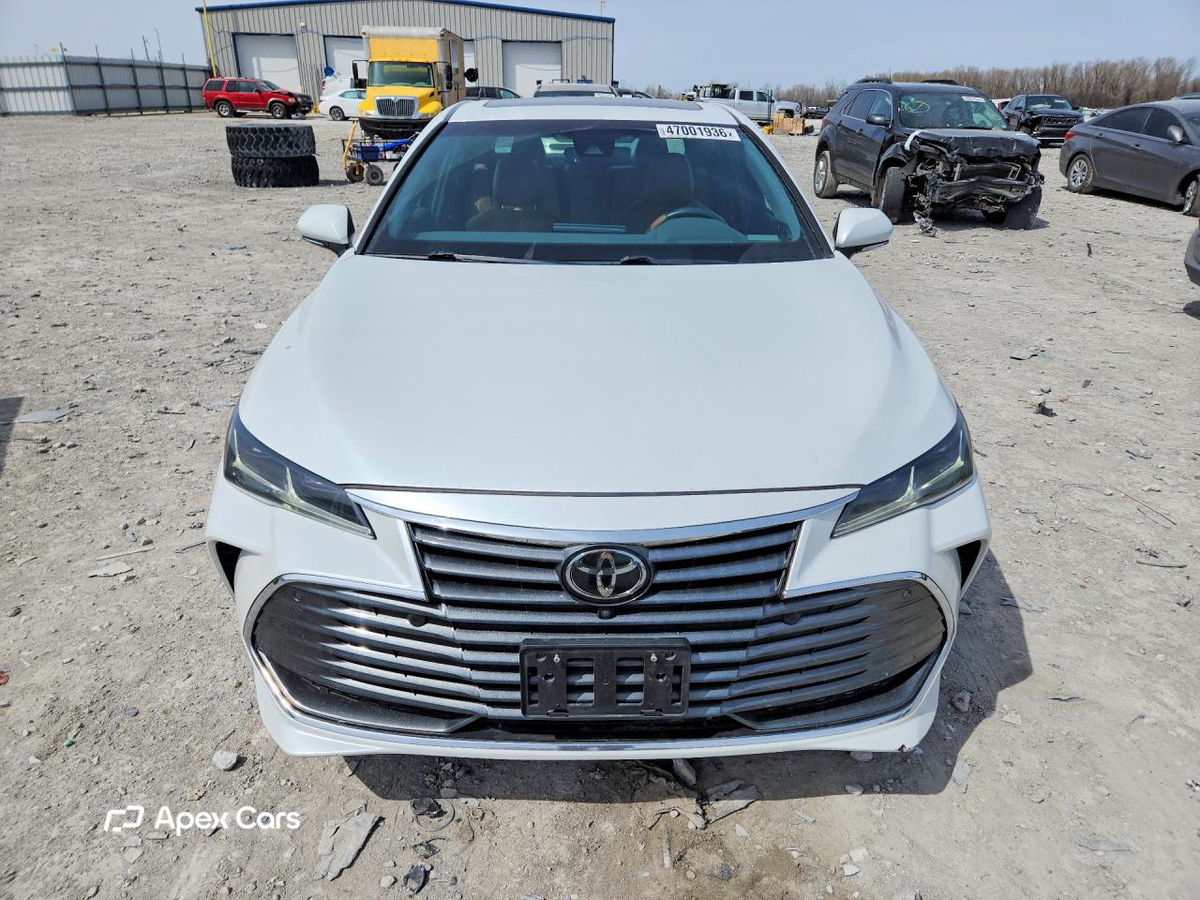 Toyota Avalon 2020