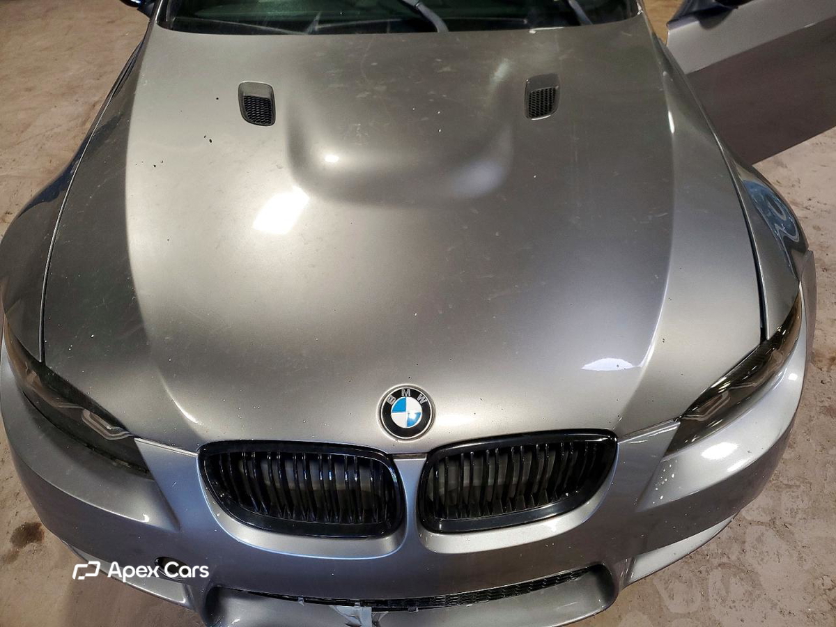 BMW M3 2011