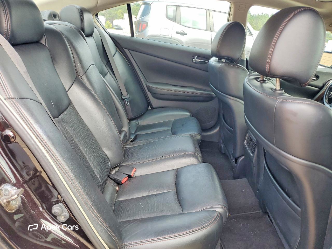Nissan Maxima 2010