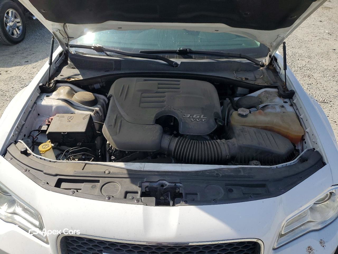 Chrysler 300 2022