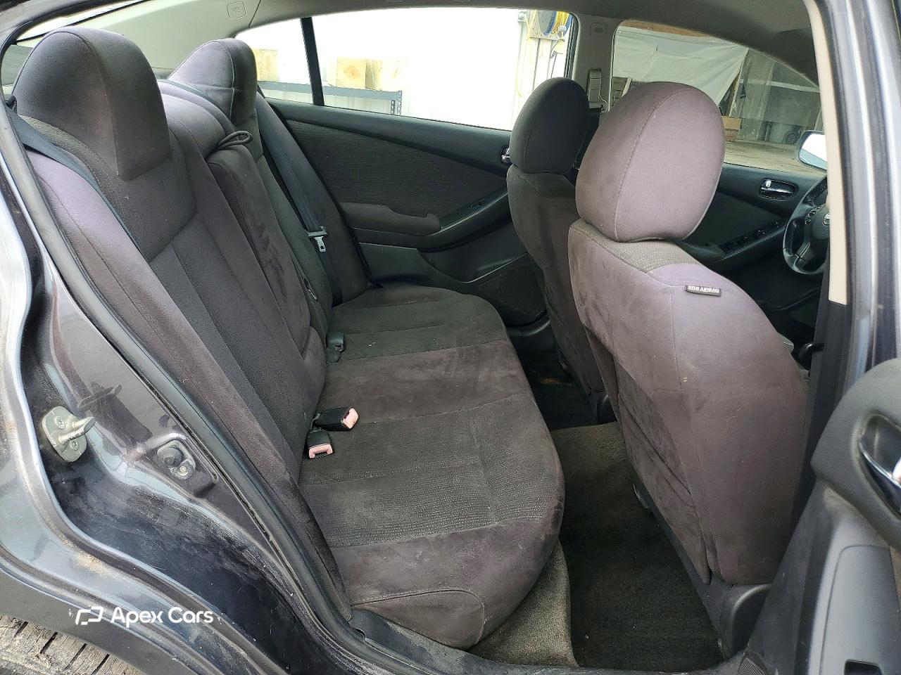 Nissan Altima 2011