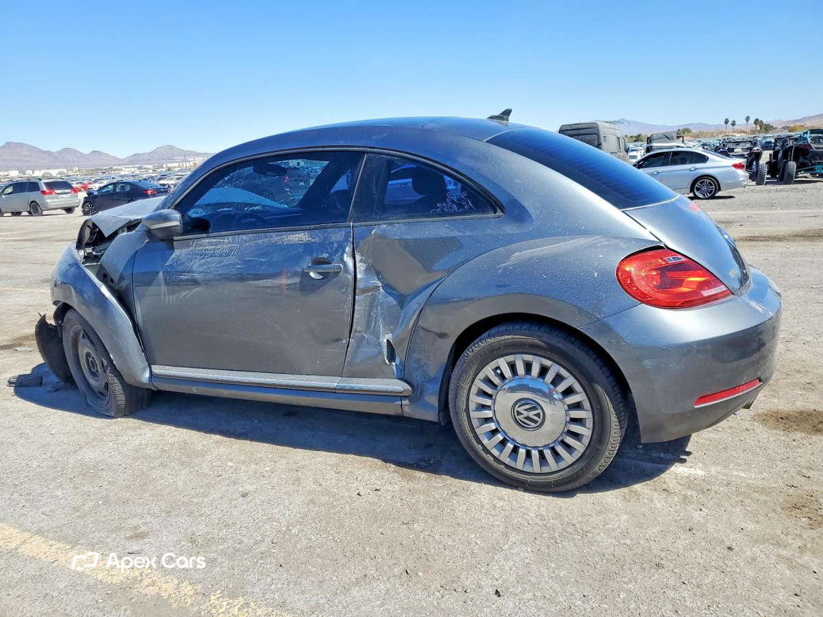 Volkswagen Beetle 2014