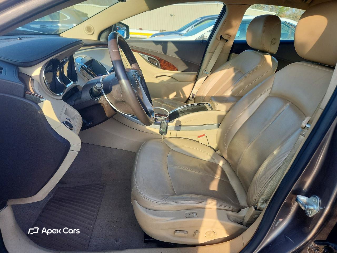 Buick LaCrosse 2011