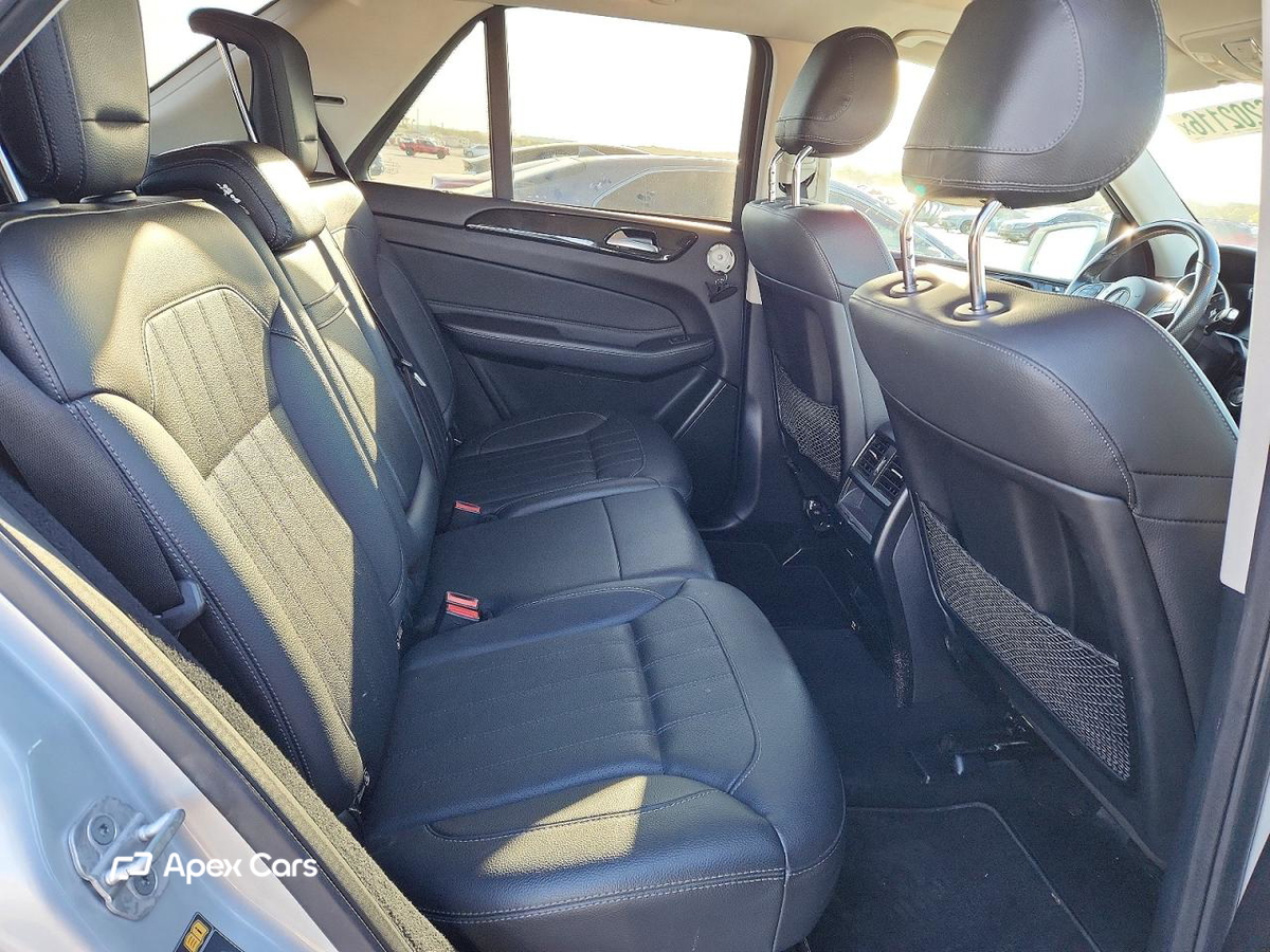 Mercedes-Benz GLE 2016