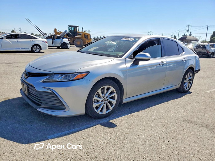2023 Toyota Camry - Image 1 of 5