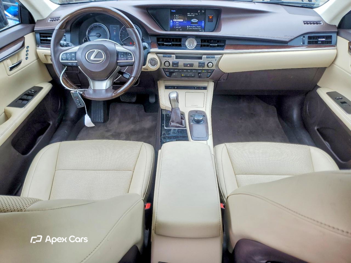 Lexus ES 2016