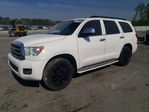 Toyota Sequoia 2010