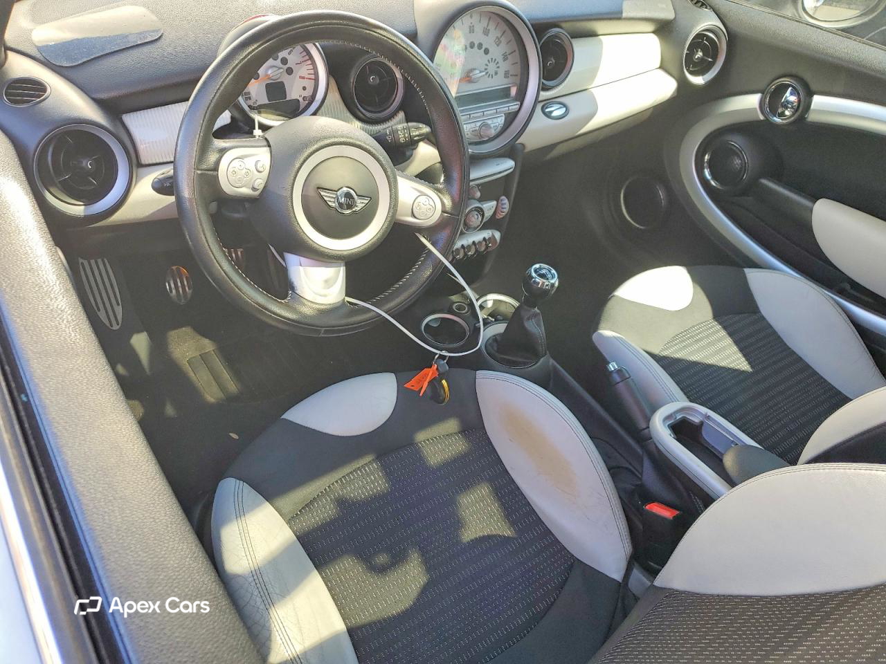 MINI Cooper 2010